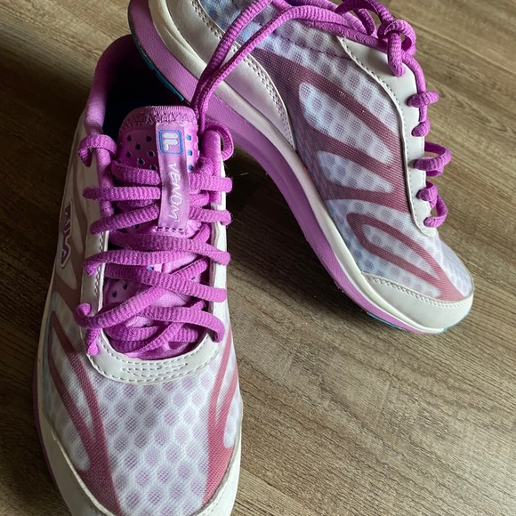 Fila shoes - Picture 1 of 3